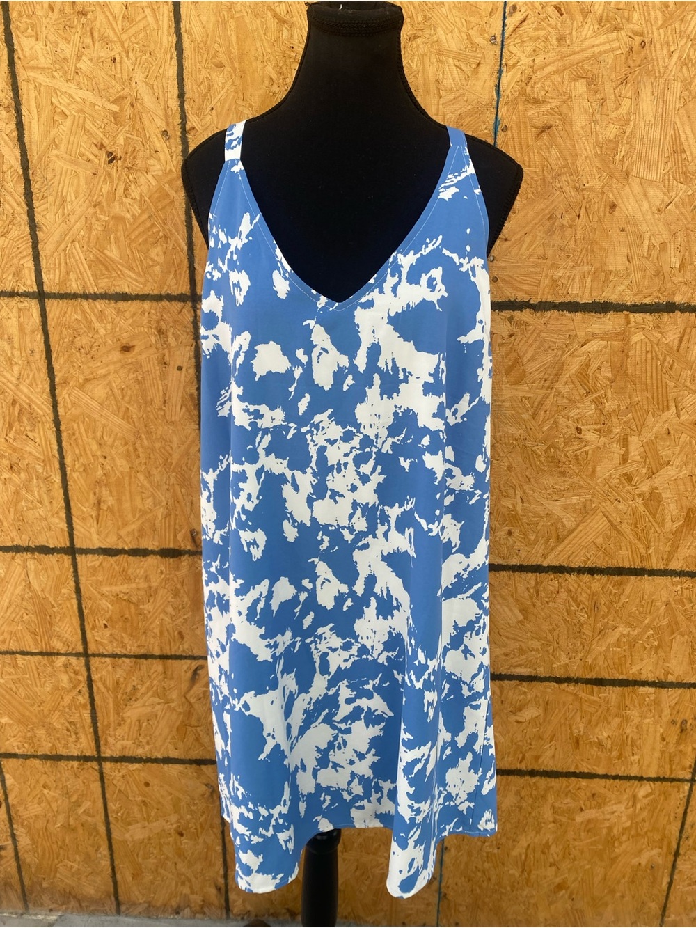 Pinch Blue and White Printed Dress GUC L